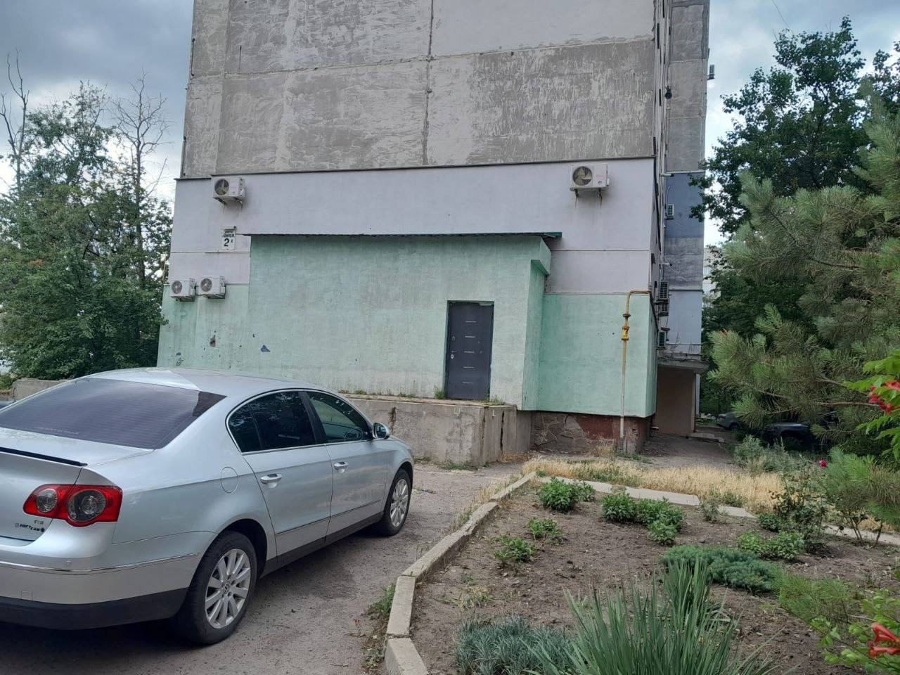 ‼️ ‼️ 🏬Нежилое помещение, 90,2м², кв.Южный (район с/м Максим), Артемовский р-н, г.Луганск ✅Автономное отопление (электро)❗️ ✔️ ✅Отдельный вход, первый этаж. Готовы документы по пожарной сигнализиции. ✅Можно под стоматологию, мед.центр, массжный кабинет. ⛔Цена 8 850 000 руб 📱+7-959-122-5744 Ольга (WhatsApp, Te...