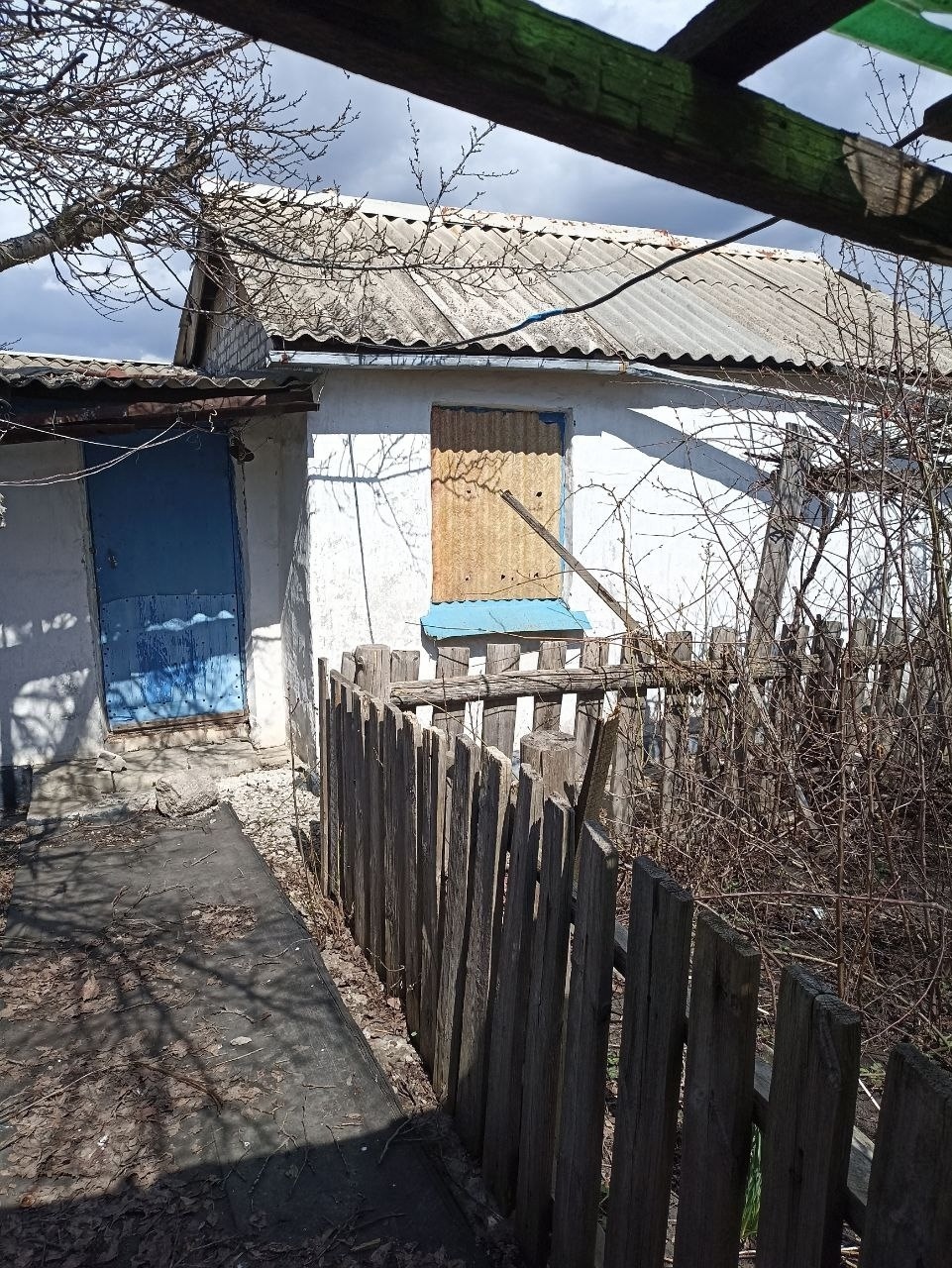 💥 💥
Продается небольшой дом по ул. Сосновая, (район Должанки).
Отличный вариант для дачи в спокойном районе города.
Площадь 39,5 кв.м., есть участо...